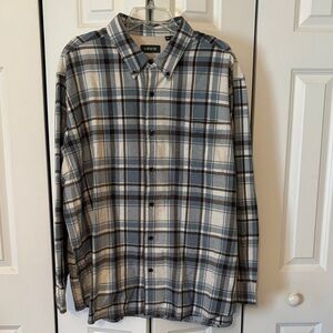 Orvis Men's Light Blue and White Plaid Button-Down Shirt